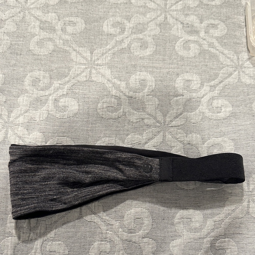lululemon athletica Black and Gray Hairband
